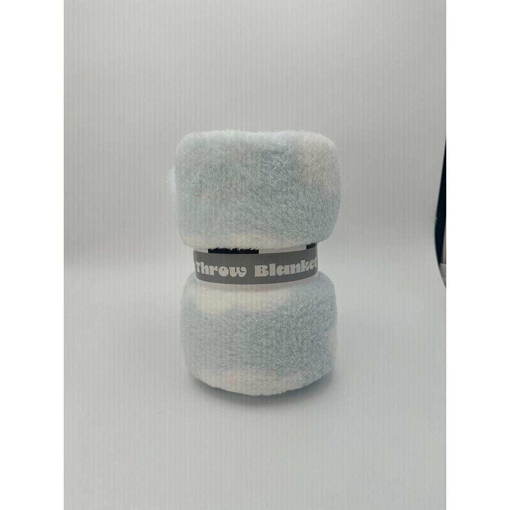 Soft Plush Throw Blanket 60x40 Light Blue White Cozy‎ Fleece Target New